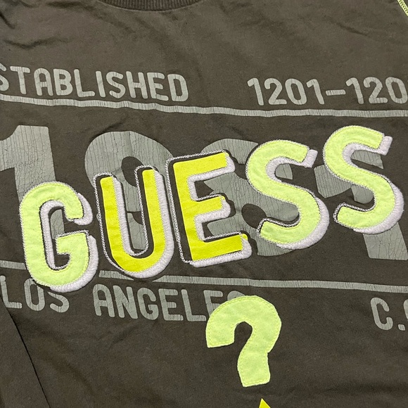 Kids Guess Shirt - Picture 2 of 4